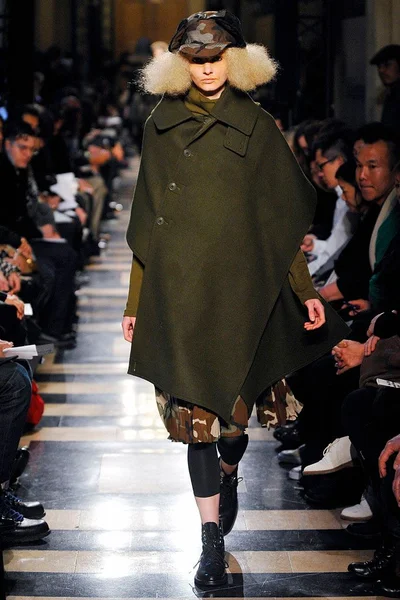 Look 37
